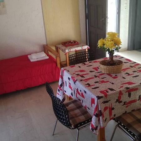Goúrnes Villas Irene 8 Family Apartments מראה חיצוני תמונה
